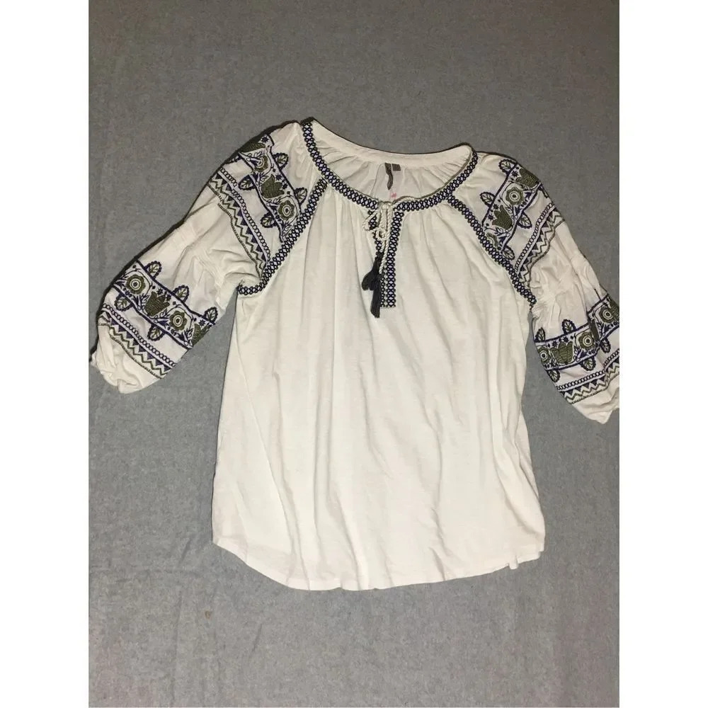 Womens New Directions Blouse Size 0X Boho White Blue Green Embroidery
